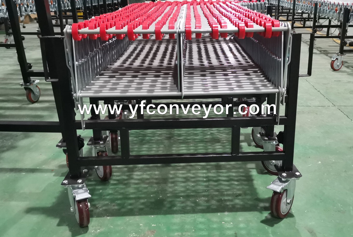 Expandable Flexible Gravity Wheel Conveyor Machine