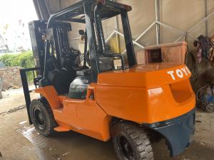 China Used Toyota 7FD50 5 Ton Forklift 3 Sections Mast Max Lifting Height 4500mm factory