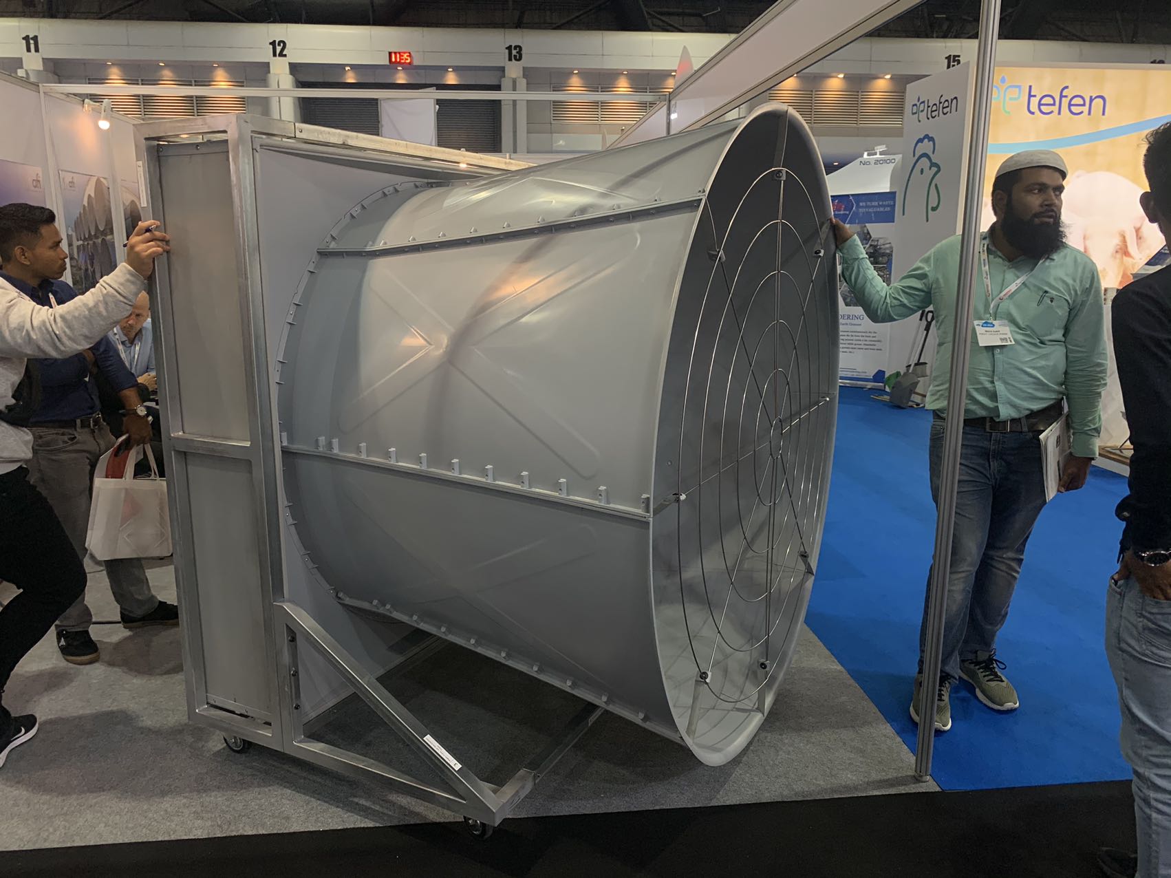 Source Factory 50 Inch Pig Pen Using Poultry Exhaust Fan Poultry Fan Poultry Farm Ventilation Fans for Sale