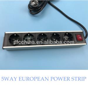 China 5way Europeon Standard Metal Housing Socket Strips, German Power Distribution Units and Extension Cords factory