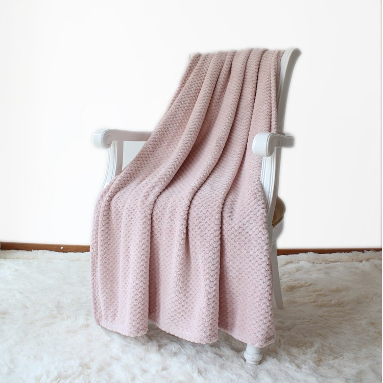 Solid Jacquard Dot Soft Flannel Blankets For Winter Bedsheet / Sofa Throws