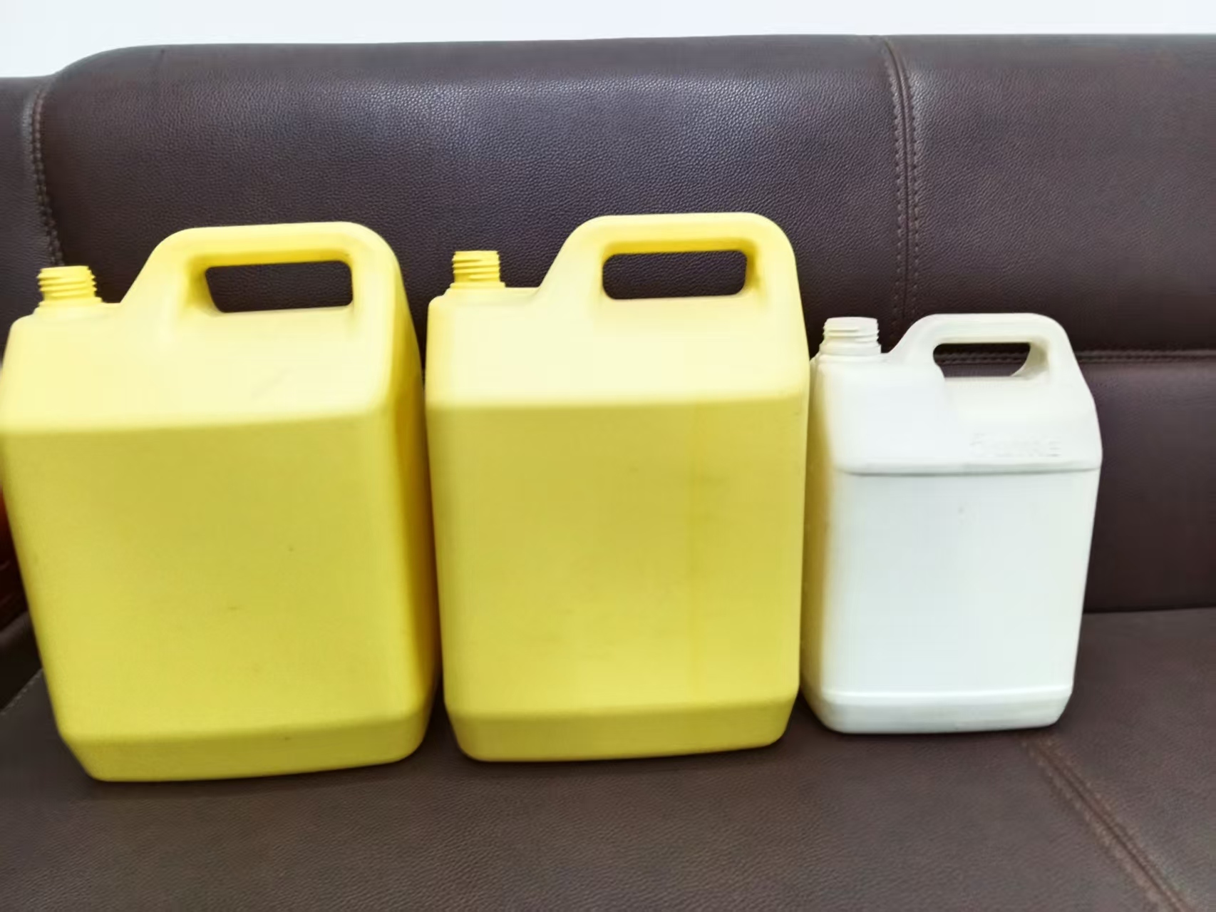 1-8 Color 80 Pcs/Min Plastic Jug/Bottle Automatic UV Printing Machine