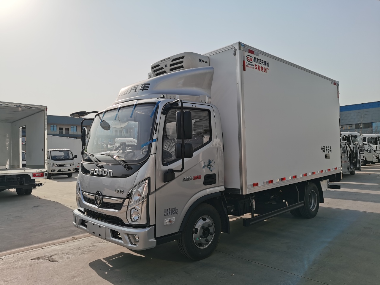 1T-10T 4*2 Small Reefer Van Euro 6 FOTON Freezer Van -20C-20C