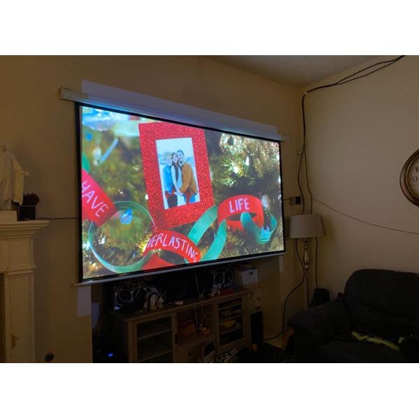 China HD Electric Projection Screen With Remote Control For Home Theater factory