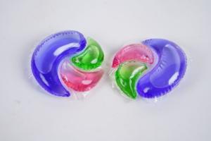 China Detergent Type 3 In 1 Liquid Laundry Box Antibacterial And Mite Removal factory