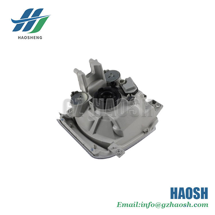 Auto Parts Headlight Asm With Motor 8-97585166 897585166 For Isuzu 700P/4HK1 Replacement