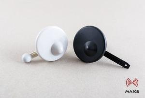 China Bottle Neck EAS Hard Tag RF8.ZMHZ Or AM58 KHZ Frequency With Belt factory