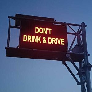 China 16mm Pixel Pitch VMS LED Display IP65 Waterproof 12000cd Brightness factory