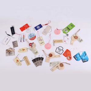 Custom Size Recycled Paper Hang Tags CMYK Printing For Garment Display