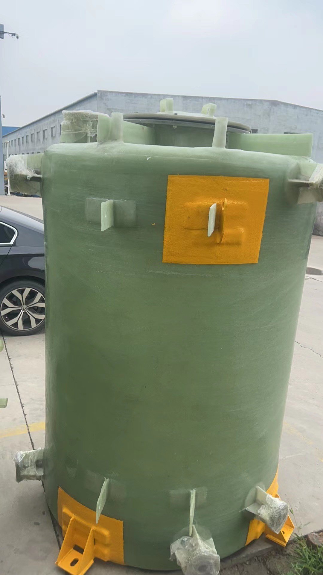 Non Toxic 2.5CBM Green FRP Septic Tank Acid Material Storage Light Weight