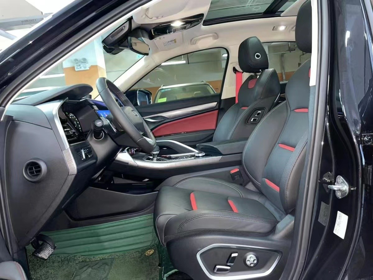Geely Tugella Xingyue 2.0T Automatic 4WD Compact SUV High Function
