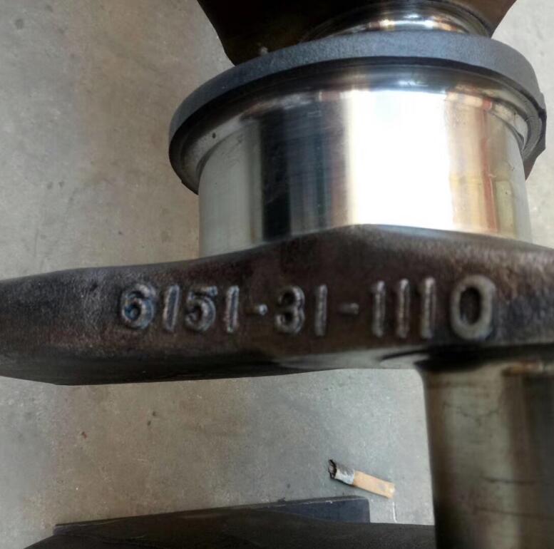Komatsu Truck Engine Parts Forged Crankshaft S6D125 6151-31-1110 Good Crankshaft