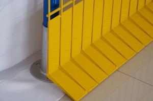 China 1150mm Height 50x100mm Edge Protection Barriers For Garden Safety factory