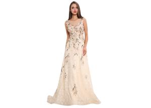 China Beige Lace Middle Eastern Party Dresses , Anti - Wrinkle Middle Eastern Gowns factory