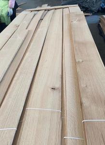China 0.42 - 2.0mm flake White Oak Wood Veneer For Retro Style Furniture factory