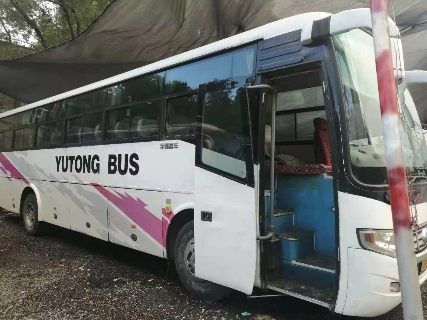 Used Yutong Bus Zk6112d 54 Seats Front Engine Bus Steel Chassis YC. 177kw Used Tour Bus