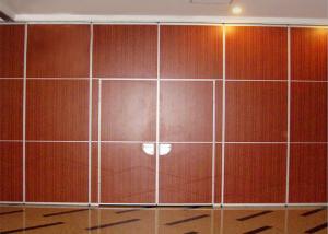 China Operable Restaurant Partition Walls Room Divider Wall Precise Welding Hall factory