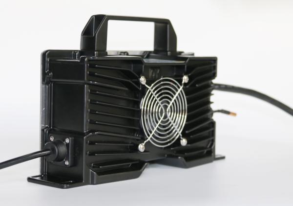 Belong intelligent battery charger for cleaning & sweeping machine QY500S-VC1225