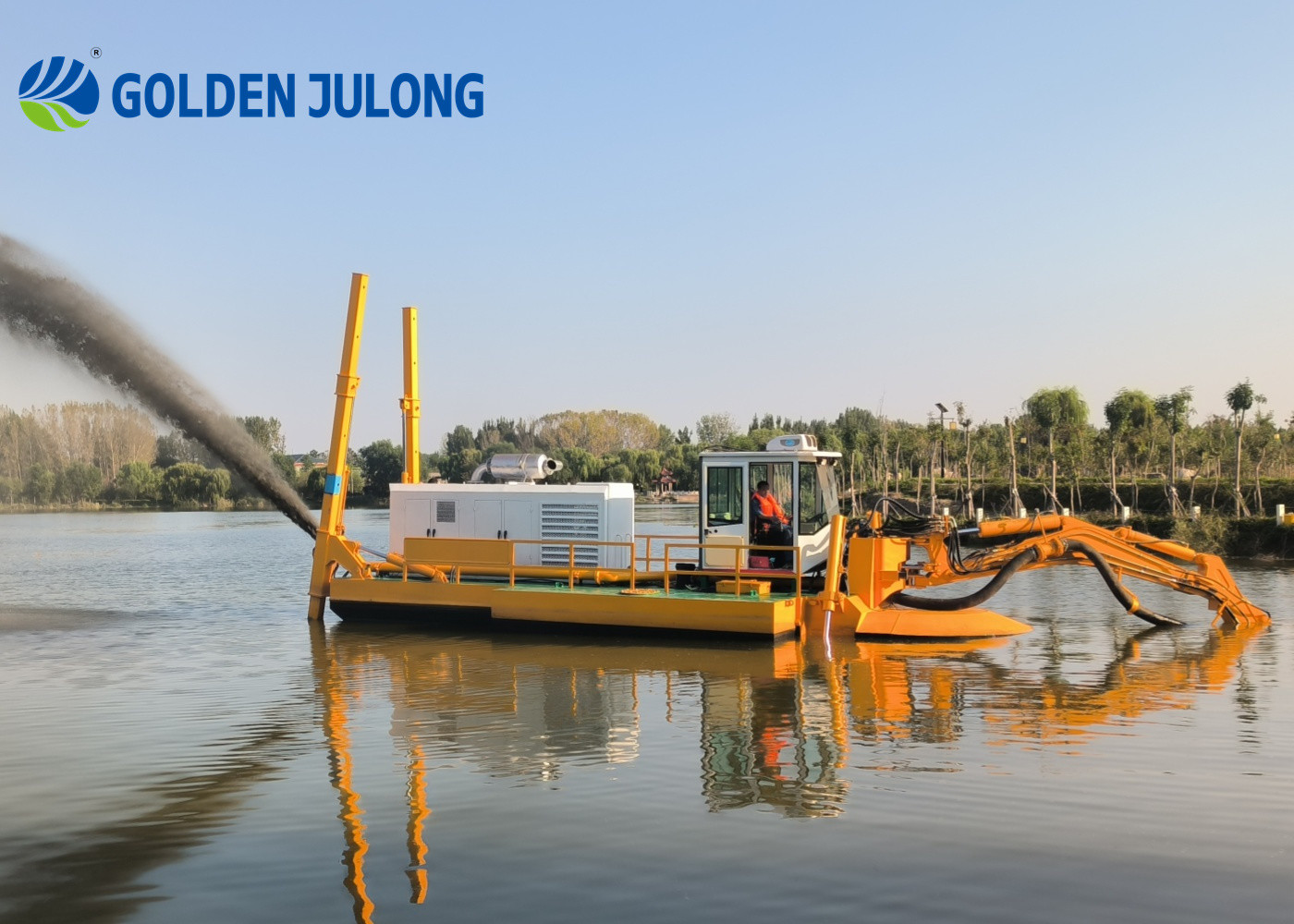 Multi Function Amphibious Dredging Machine Suitable For Shallow Water JLAMD220