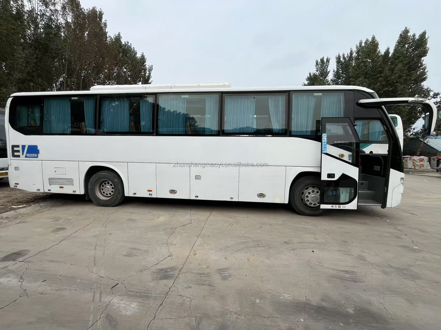 Fuel- 51-Seat Pure Electric Bus Low Operating Costs for Sustainable Tourism Solutions