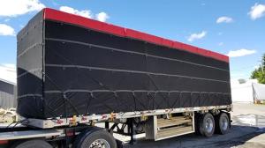 China Heavy Duty Waterproof PVC Truck Cover For Flatbed Trucks With 6 Foot Drop Lumber Tarps factory