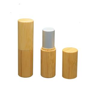 China Refillable Lip Balm Lipstick Tube Container Plastic 5.5ml 12.1mm 5.5g factory