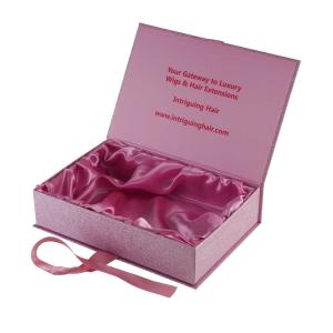 China Recycled Foldable Magnetic Closure Gift Box With Ribbon Multipurpose factory