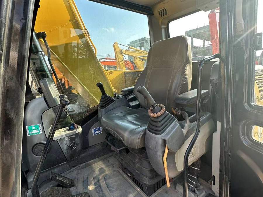 Cat 312D Excavator Cab