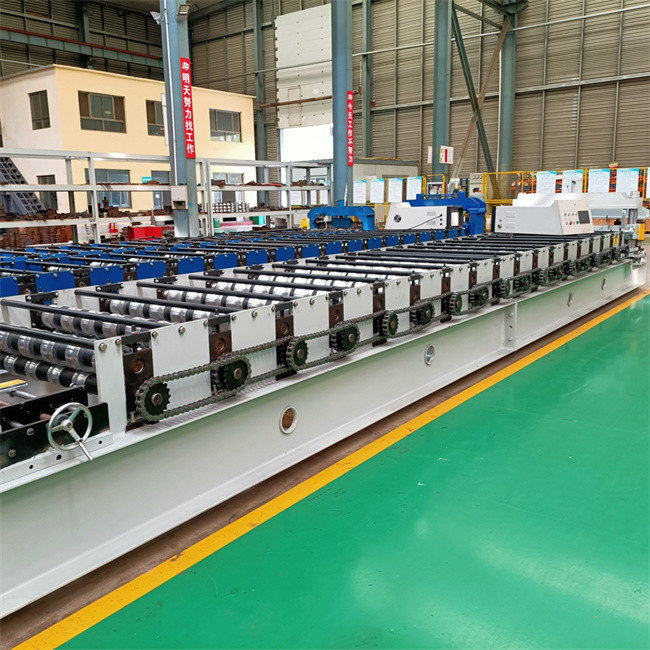 4kw Glazed Tile Roll Forming Machine For Construction Material Roof Sheets
