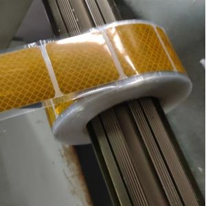 ECE104 Curtain Side Segmented Reflective Tape