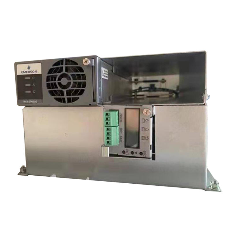 Weatherproof Cold Rolled Steel Outdoor Telecom Cabinet 220V Corrosion Protection