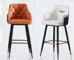 ISO14001 Vintage Rebound Sponge Tall Wooden Bar Stools With Steel Legs