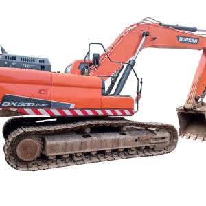 China Affordable DOOSAN DX300 Excavator and Energy-Saving for Crushing Used Hand Excavators factory