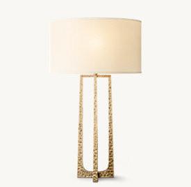 China 150w Hammered Iron Base Bedside Table Lamps With Wireless Charger factory