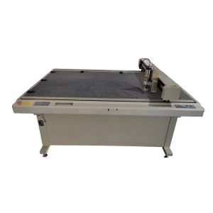 KAEMI M2 Template Cutting Machine with 400KG Weight and 1500*900mm Cutting Scope