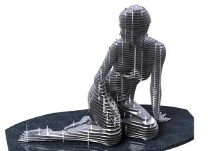 China Modern Brushed Stainless Steel 316 Kneeling Man Statue factory