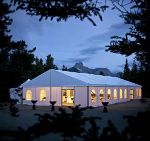 China 20x30 White PVC Fabric Banquet Party Wedding Tent Wtih Sandwich Wall factory