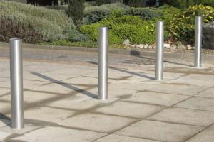 China Fully Automatic Stainless Steel Bollards Wall Thickness 1-15MM Height 400-700MM factory