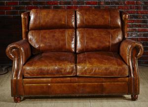 China Retro Vintage Living Room 2 Seater Leather Sofa With Double Layer Back Cushion factory