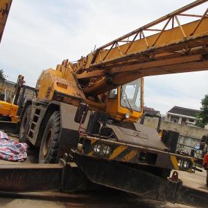 China 30T TADANO Rough terrain Crane japan TR 300M-III 1996 factory