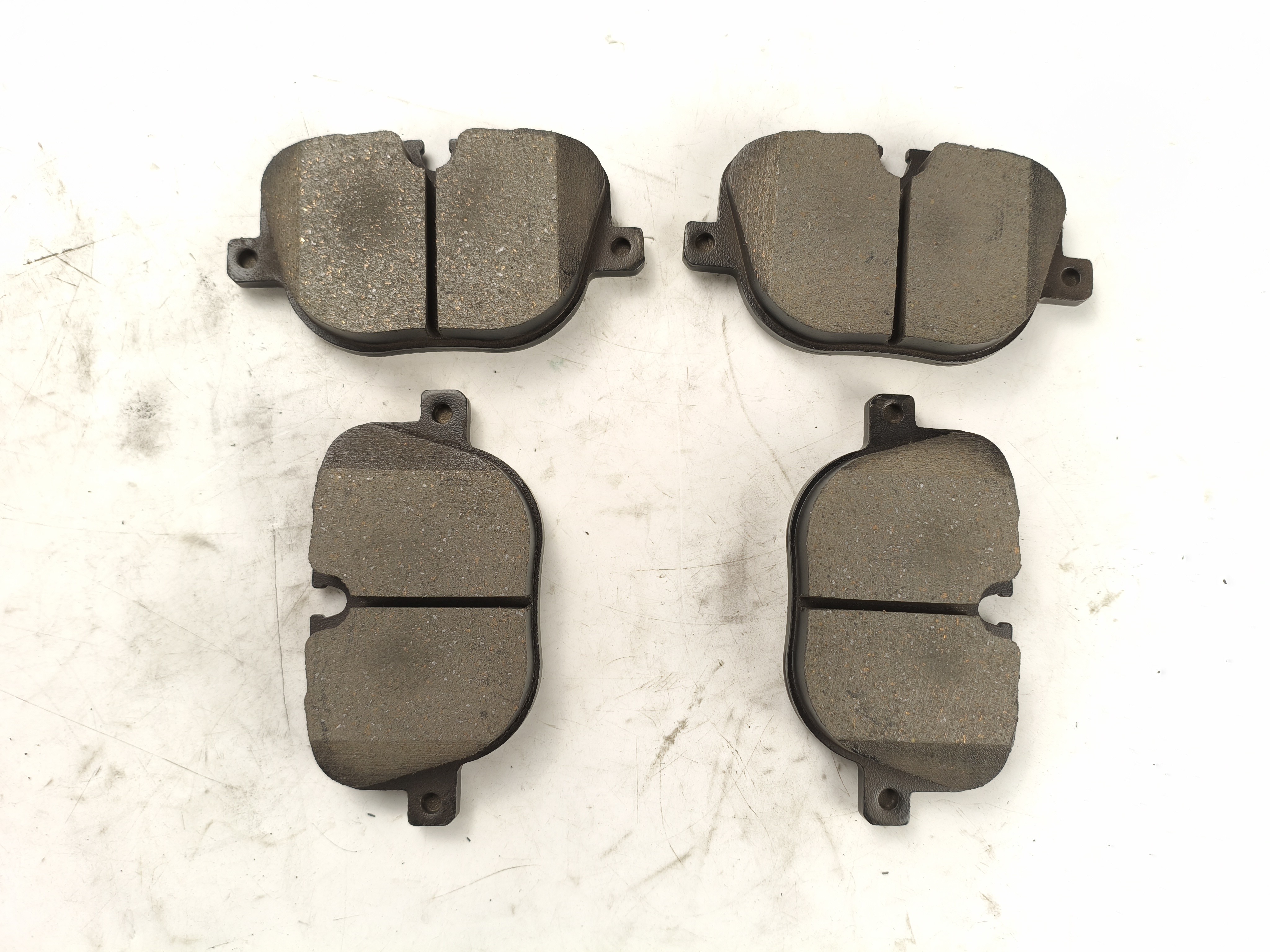 LR015577/ LR019618/LR026221-1/LR064181/LR015578/LR025739-1 Front / Rear Brake Pad For Land Rover Sport Range Rover