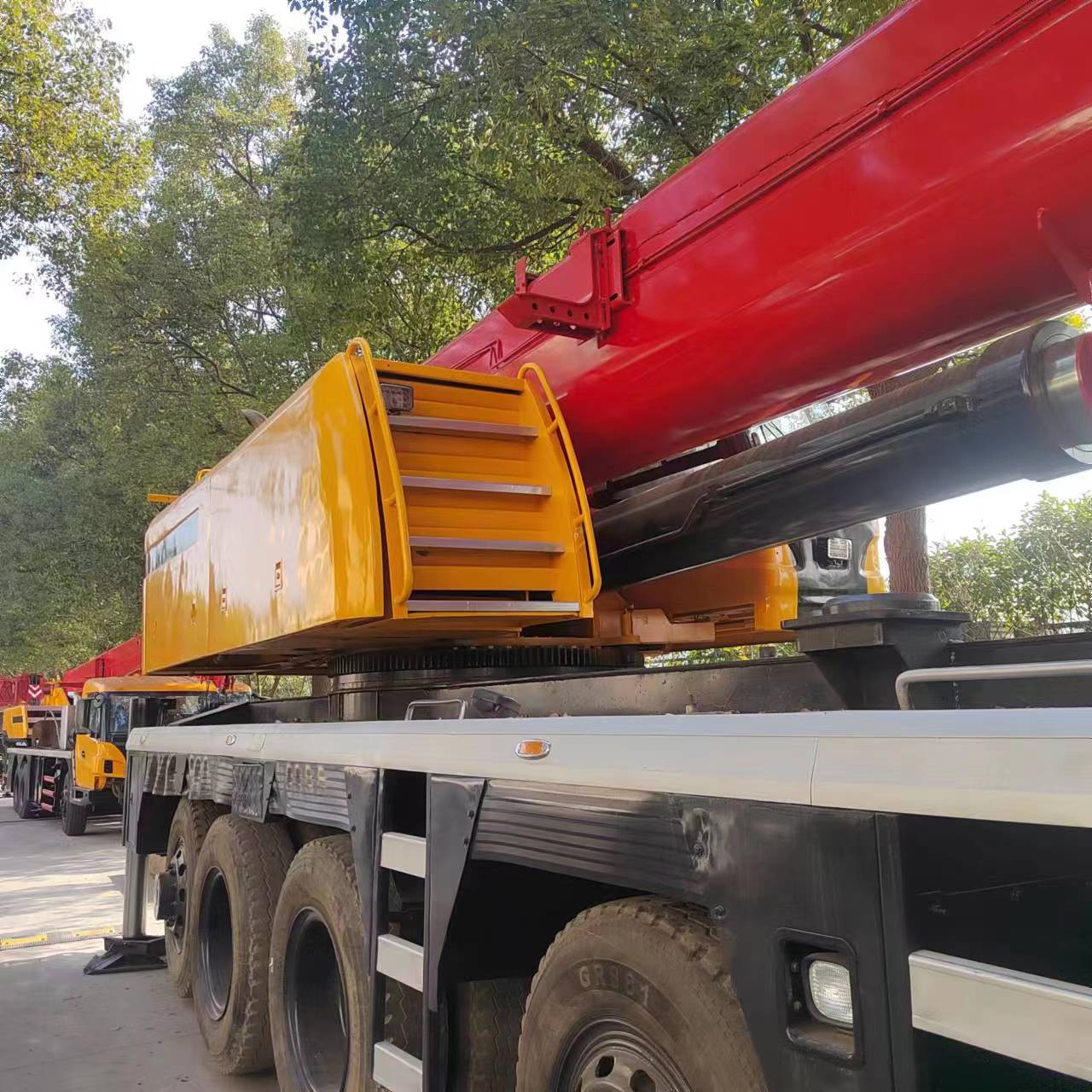 Hydraulic Boom Arm Used Truck Crane Sany Stc1000 100 Ton Mobile Crane