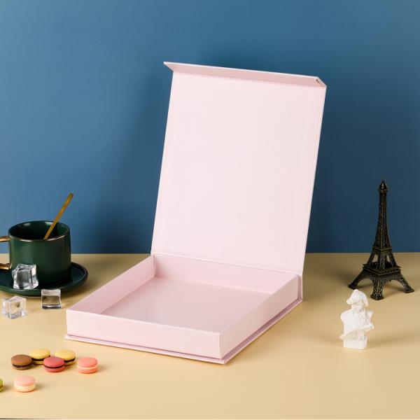 Corrugated Board Custom Logo Eco Friendly Gift Box Magnet Foldable Clothes Paper Box