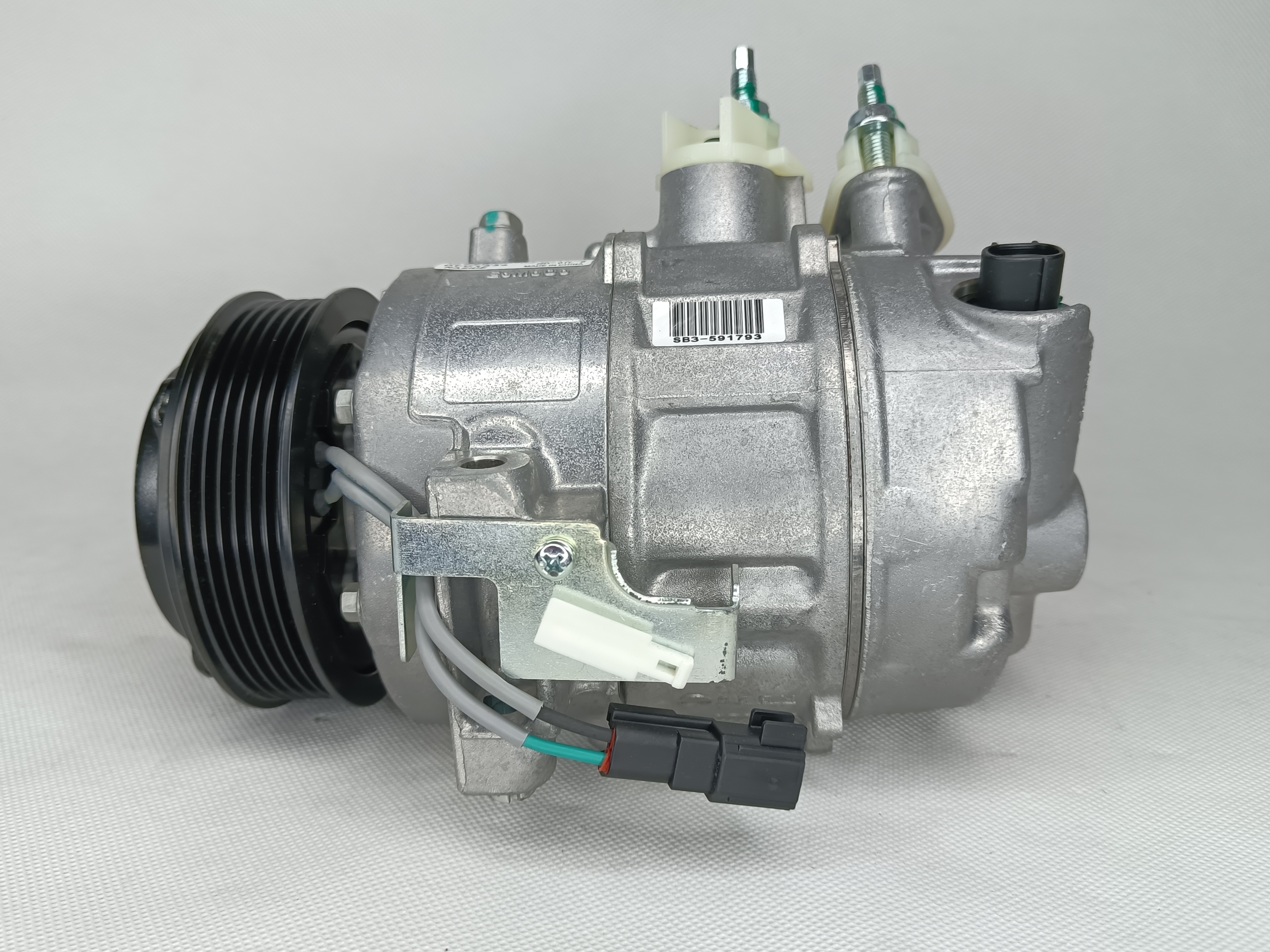 Auto Ac Conditioning Compressor For Ford Mondeo1.5T DG9H19D629SA DG9H19D629SB DG9H19D629SC