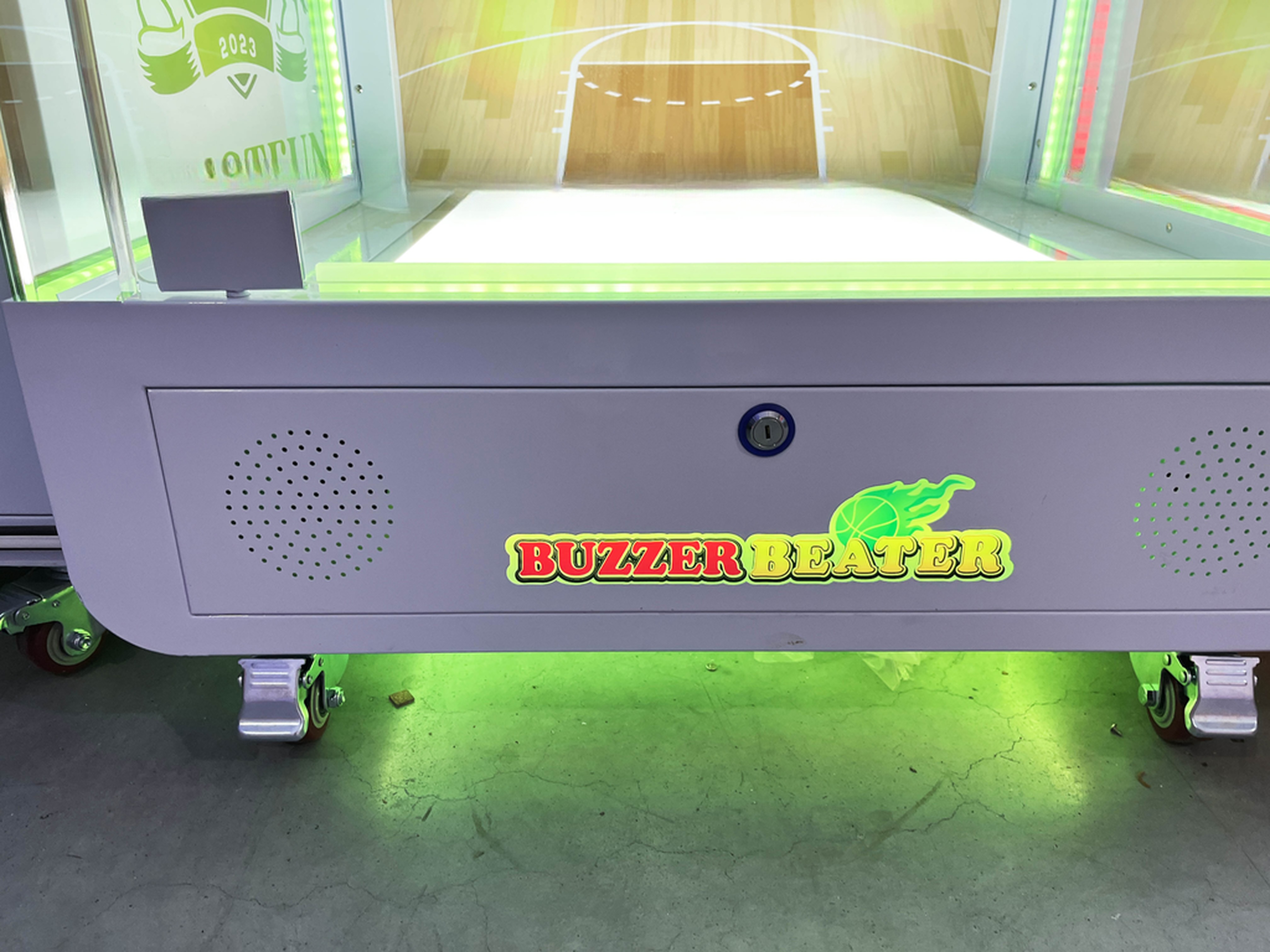 Dreamland Coin operated 10 Seconds Challenge gift vending game machine coin pusher prize game machine