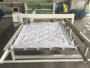 China Bedcover Computerized Single Needle Quilting Machine Carpet Making Machine factory