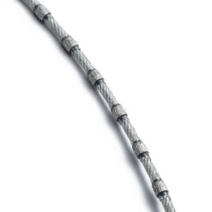 China Plastic Dia 8.3mm 9.0mm Wire Rope Diamond Beads for Stone Profiling Cutting Trimming factory
