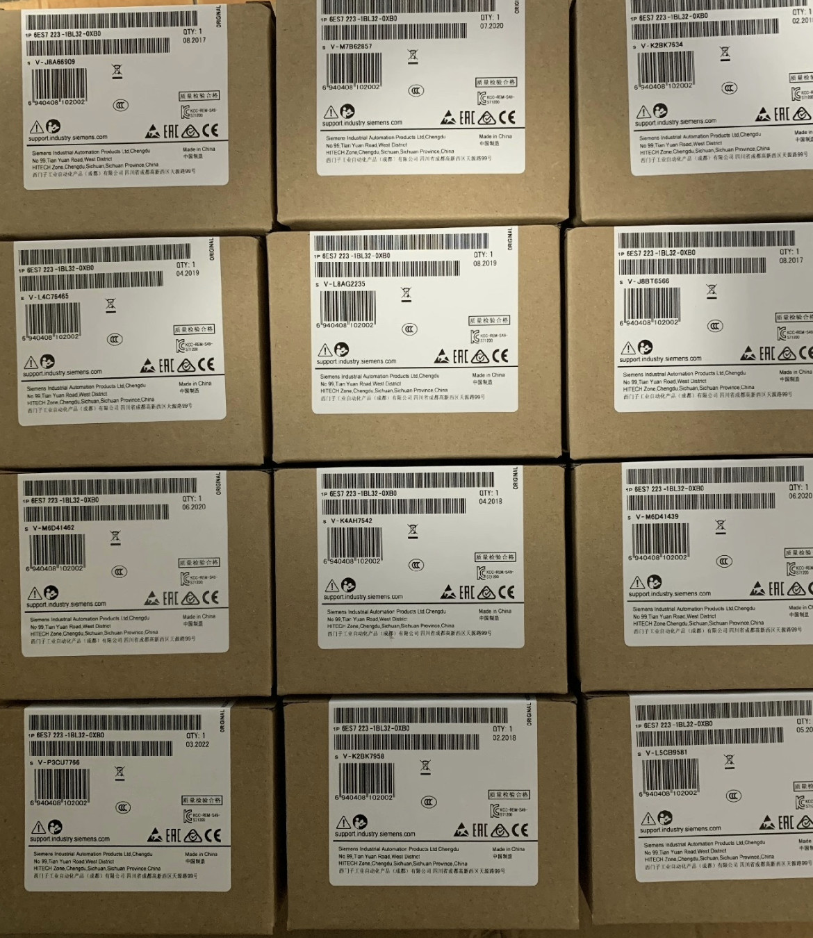 6ES7223-1BL32-0XB0 SIMATIC S7-1200 Siemens SM 1223 Digital Input Output Module