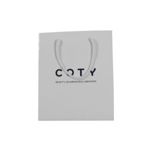 Customized Paper 98gsm Gift Bag With Handles ISO FSC Certification