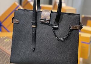 China Black Mens Cross Pattern Genunie Cowhide Leather Handbag For Shopping factory